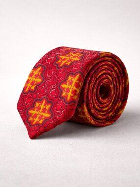 Viyella Wool Cotton Red and Yellow Medallion Patterned Men's Tie Vintage Classic